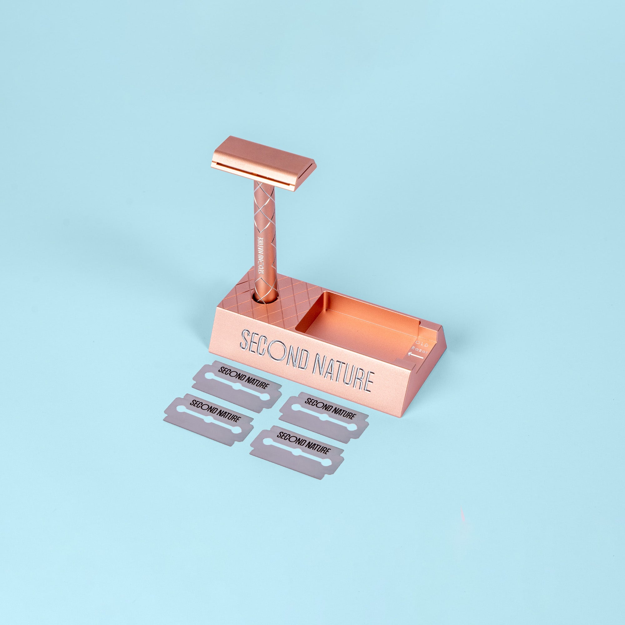 100% plasticvrij Second Nature roze scheer startset met scheermesje, standaard en 4 extra mesjes